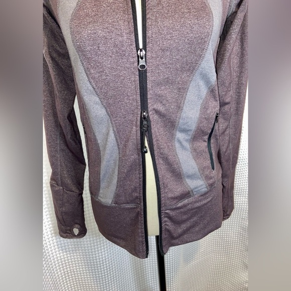 Women’s LULULEMON ATHLETICA heather plum and gray In stride Jacket size 6 - Picture 5 of 16